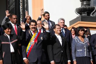 Presidente Daniel y Compañera Rosario participan en II Cumbre Extraordinaria ALBA-Petrocaribe