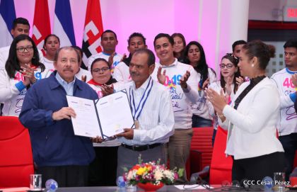 Homenaje a Alexis Argüello Tricampeón Mundial de Boxeo en el X Aniversario de su Tránsito a la Inmortalidad