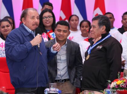 Homenaje a Alexis Argüello Tricampeón Mundial de Boxeo en el X Aniversario de su Tránsito a la Inmortalidad