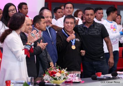 Homenaje a Alexis Argüello Tricampeón Mundial de Boxeo en el X Aniversario de su Tránsito a la Inmortalidad