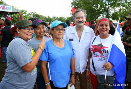León conmemora el 40 aniversario de la liberación del Fortín de Acosasco
