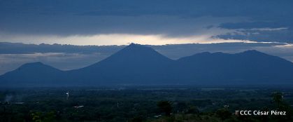 León conmemora el 40 aniversario de la liberación del Fortín de Acosasco
