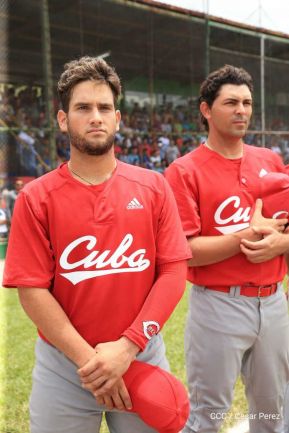 Familias matagalpinas disfrutaron el tercer partido de la serie amistosa entre Nicaragua y Cuba