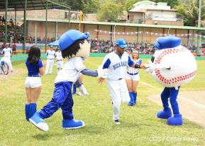 Familias matagalpinas disfrutaron el tercer partido de la serie amistosa entre Nicaragua y Cuba