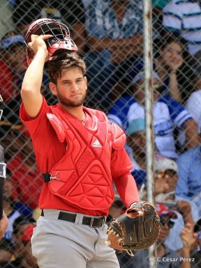 Familias matagalpinas disfrutaron el tercer partido de la serie amistosa entre Nicaragua y Cuba