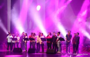 Cantos a la Revolución desde el Teatro Nacional Rubén Darío