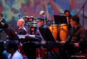 Cantos a la Revolución desde el Teatro Nacional Rubén Darío