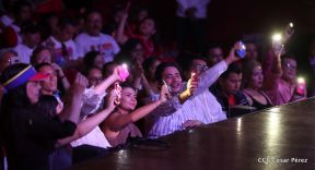 Cantos a la Revolución desde el Teatro Nacional Rubén Darío