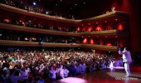 Cantos a la Revolución desde el Teatro Nacional Rubén Darío