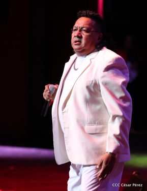 Cantos a la Revolución desde el Teatro Nacional Rubén Darío