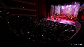 Cantos a la Revolución desde el Teatro Nacional Rubén Darío