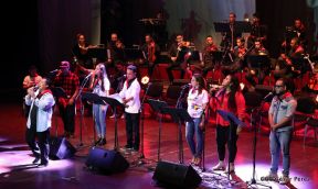 Cantos a la Revolución desde el Teatro Nacional Rubén Darío