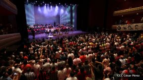 Cantos a la Revolución desde el Teatro Nacional Rubén Darío
