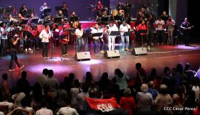 Cantos a la Revolución desde el Teatro Nacional Rubén Darío