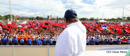 40/19 ¡Siempre Más Allá! celebrando la esperanza, el amor y la paz