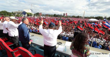 40/19 ¡Siempre Más Allá! celebrando la esperanza, el amor y la paz