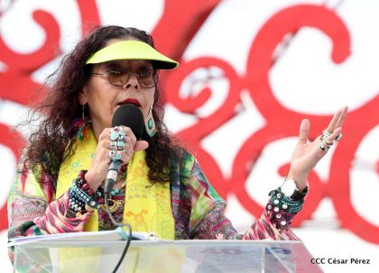 40/19 ¡Siempre Más Allá! celebrando la esperanza, el amor y la paz