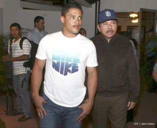  Presidente Daniel se reúne con el bigleaguer Everth Cabrera