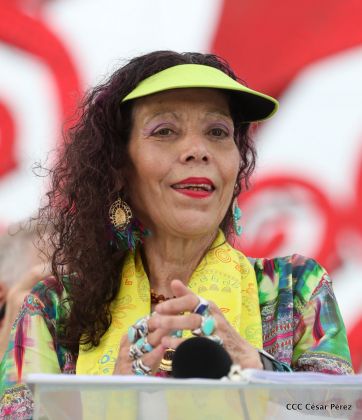 40/19 ¡Siempre Más Allá! celebrando la esperanza, el amor y la paz