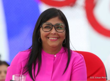 40/19 ¡Siempre Más Allá! celebrando la esperanza, el amor y la paz