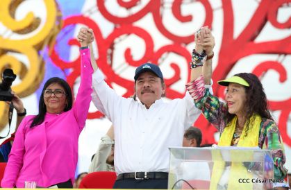 40/19 ¡Siempre Más Allá! celebrando la esperanza, el amor y la paz