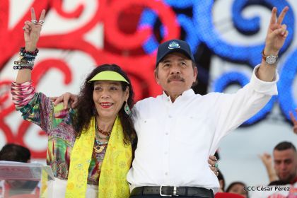 40/19 ¡Siempre Más Allá! celebrando la esperanza, el amor y la paz