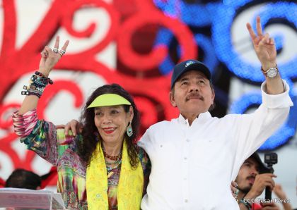 40/19 ¡Siempre Más Allá! celebrando la esperanza, el amor y la paz