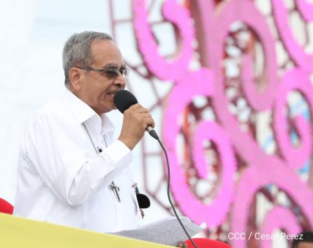 40/19 ¡Siempre Más Allá! celebrando la esperanza, el amor y la paz