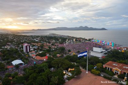 40/19 ¡Siempre Más Allá! celebrando la esperanza, el amor y la paz