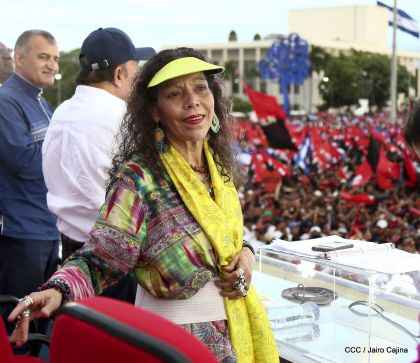 40/19 ¡Siempre Más Allá! celebrando la esperanza, el amor y la paz