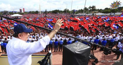 40/19 ¡Siempre Más Allá! celebrando la esperanza, el amor y la paz