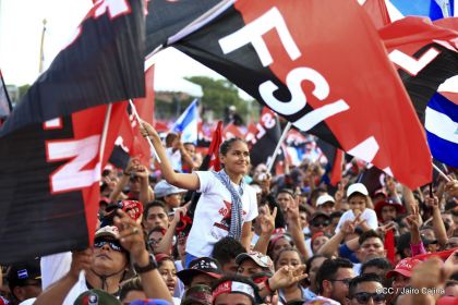 40/19 ¡Siempre Más Allá! celebrando la esperanza, el amor y la paz