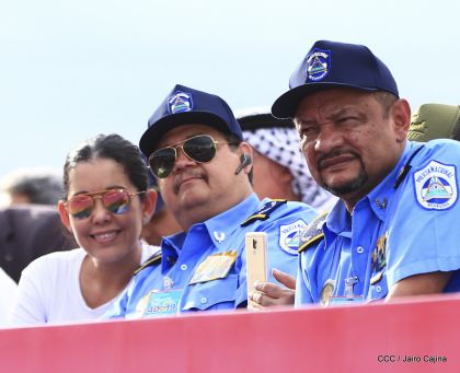 40/19 ¡Siempre Más Allá! celebrando la esperanza, el amor y la paz