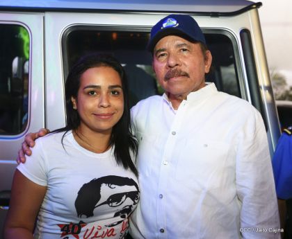 40/19 ¡Siempre Más Allá! celebrando la esperanza, el amor y la paz