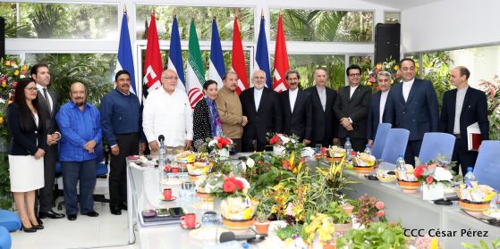 Encuentro del presidente Daniel Ortega y la compañera Rosario Murillo con el canciller de Irán
