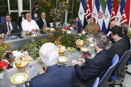 Encuentro del presidente Daniel Ortega y la compañera Rosario Murillo con el canciller de Irán