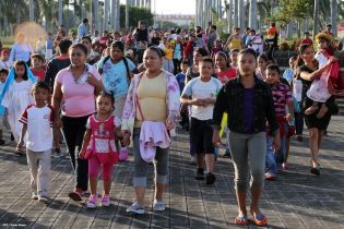 Familias participan en último día del novenario al Niño Dios
