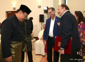 Entrega de cartas credenciales de siete nuevos Embajadores