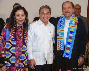 Entrega de cartas credenciales de siete nuevos Embajadores