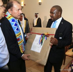 Entrega de cartas credenciales de siete nuevos Embajadores