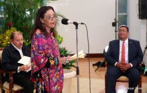 Entrega de cartas credenciales de siete nuevos Embajadores