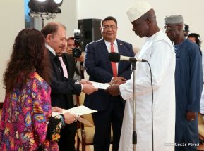 Entrega de cartas credenciales de siete nuevos Embajadores