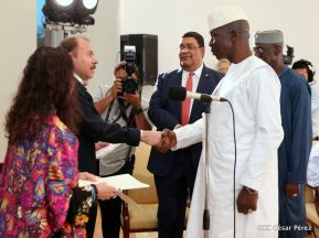 Entrega de cartas credenciales de siete nuevos Embajadores