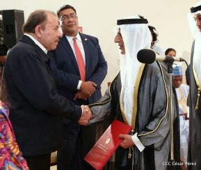 Entrega de cartas credenciales de siete nuevos Embajadores