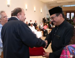 Entrega de cartas credenciales de siete nuevos Embajadores