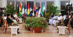 Entrega de cartas credenciales de siete nuevos Embajadores