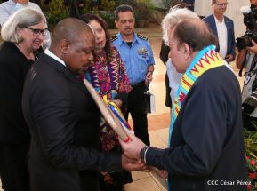 Entrega de cartas credenciales de siete nuevos Embajadores