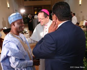 Entrega de cartas credenciales de siete nuevos Embajadores