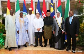 Entrega de cartas credenciales de siete nuevos Embajadores