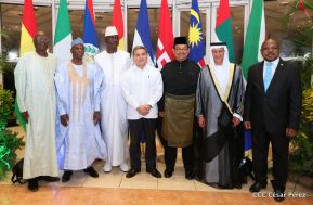 Entrega de cartas credenciales de siete nuevos Embajadores